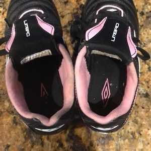 umbro girls cleats